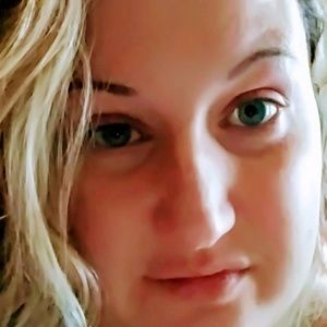 Meet your Posher, Krystal